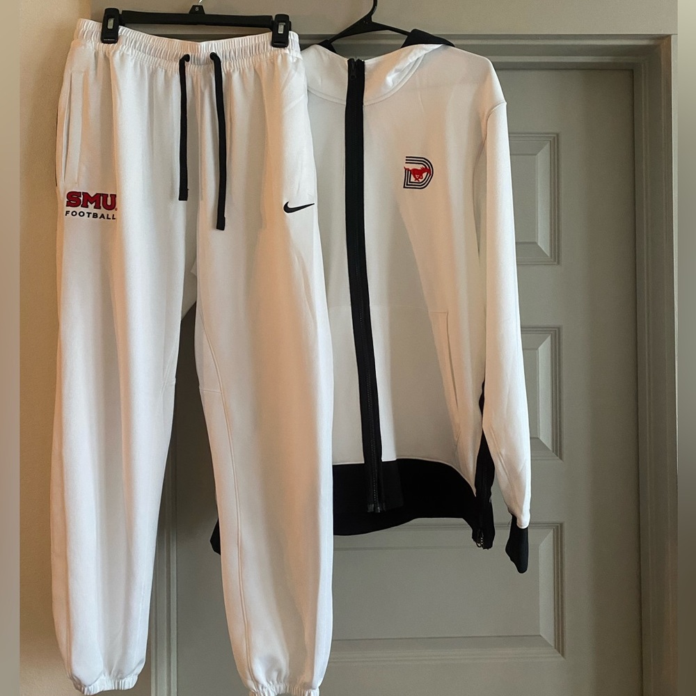 Nike Dri-Fit Sweatsuit SMU Football